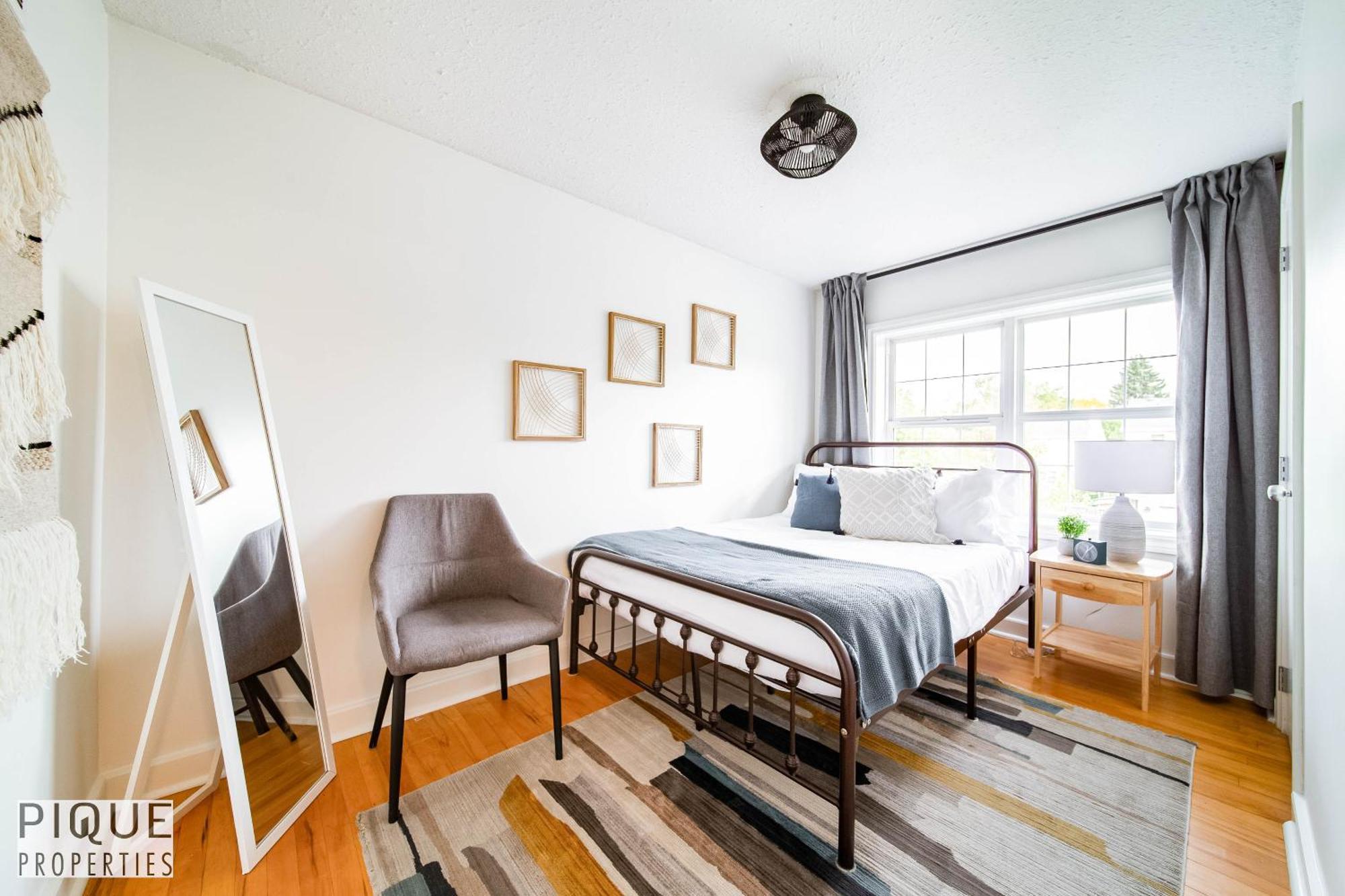 5 Bedroom Nordic Home, Pet Friendly, Garage, Wifi, Foosball! Edmonton Bagian luar foto